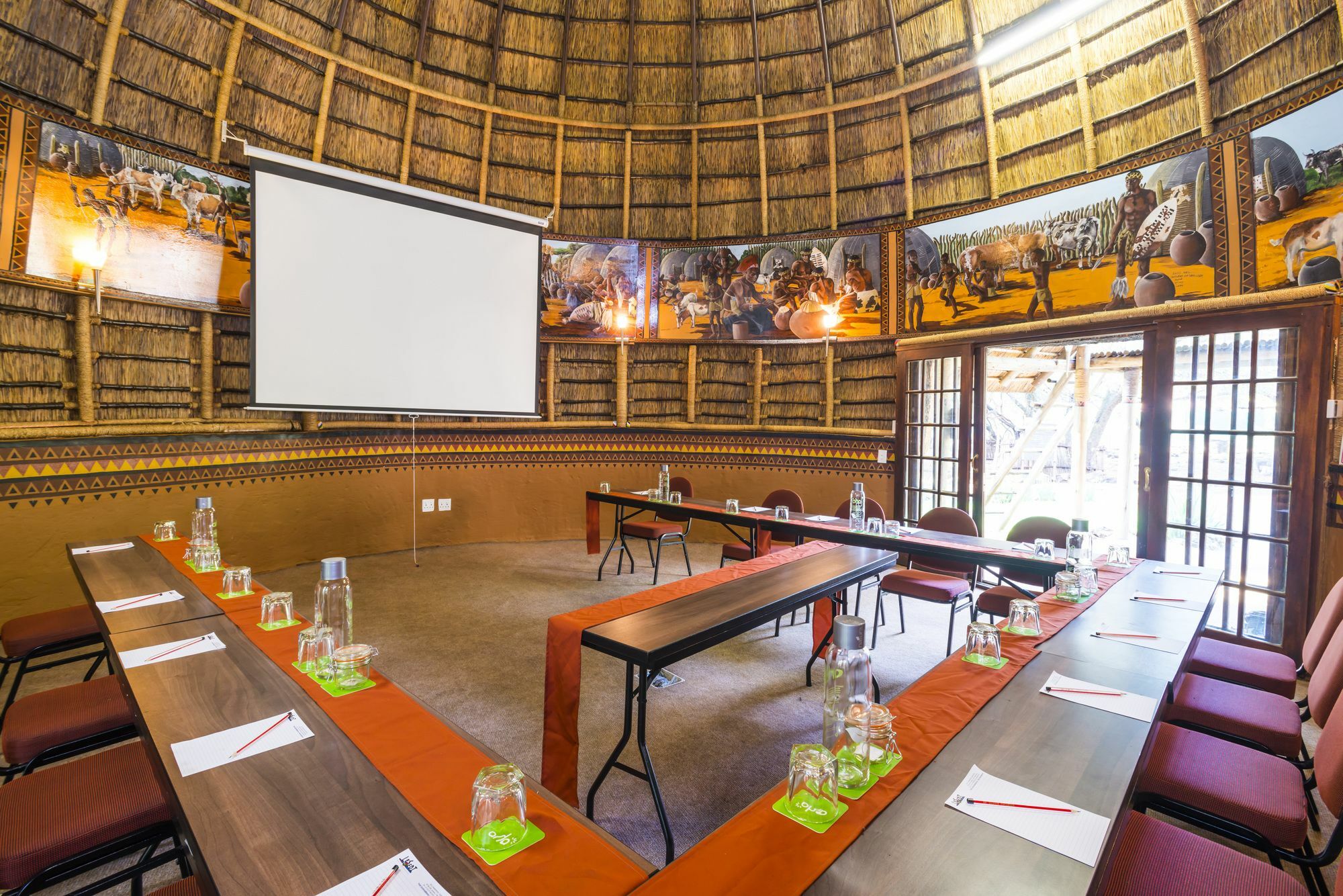 Aha Lesedi African Lodge & Cultural Village Broederstroom Dış mekan fotoğraf