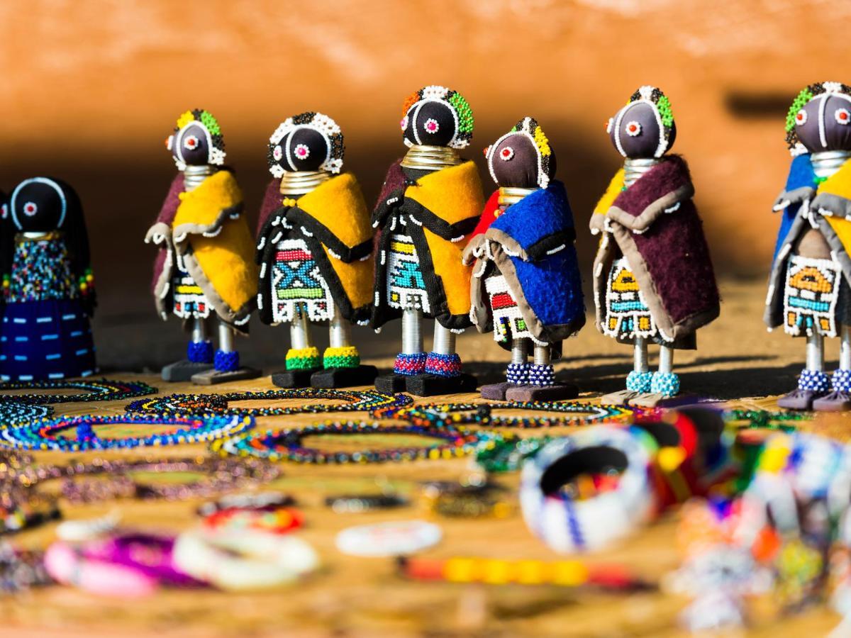 Aha Lesedi African Lodge & Cultural Village Broederstroom Dış mekan fotoğraf